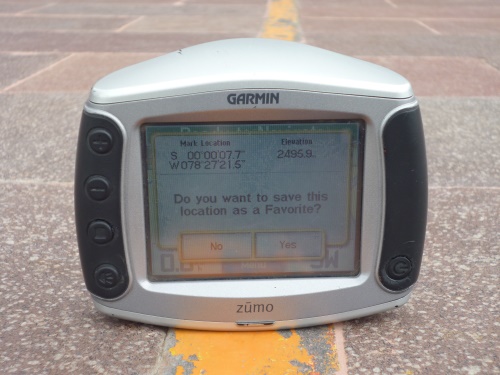 006 Equator Middle Of World GPS 12th Jan reduced.jpg